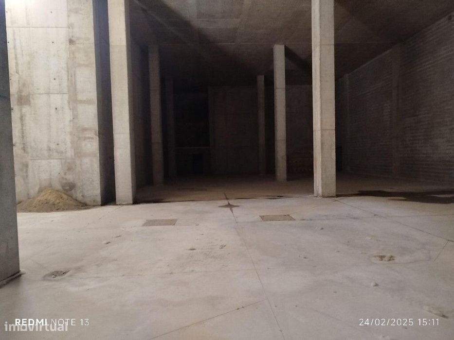 Armazém para venda no Prior Velho