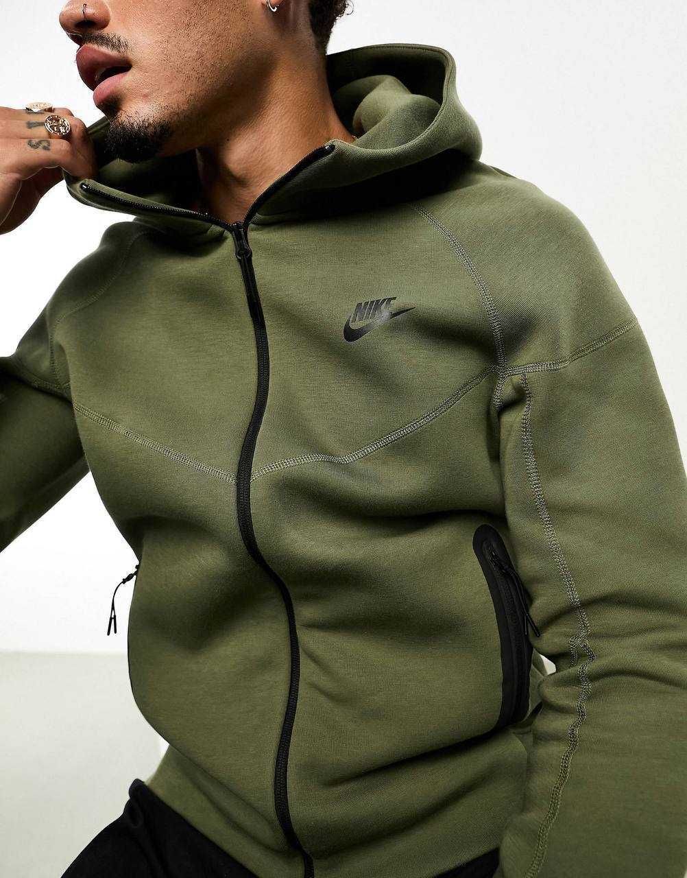 Зіпка Nike Sportswear Tech Fleece Windrunner