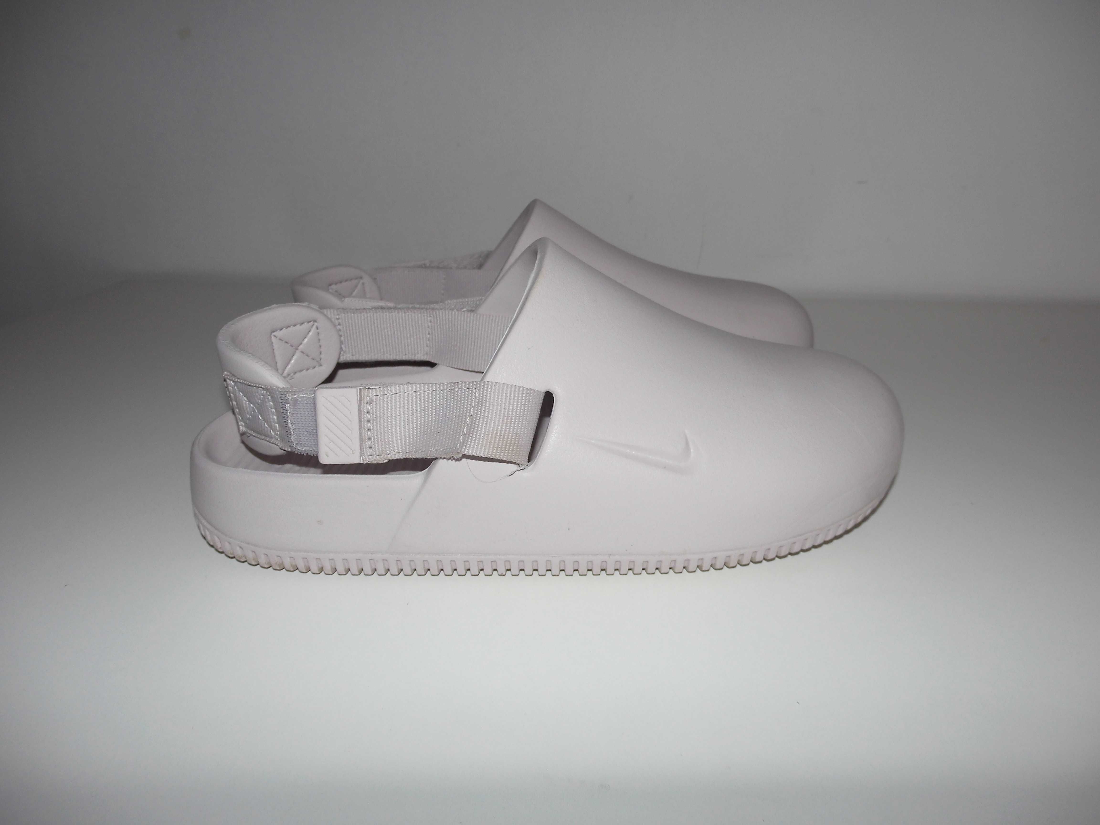 Nike Calm Mule Sandały Klapki Pełne Buty Damskie na basen 37 wkł. 23,5