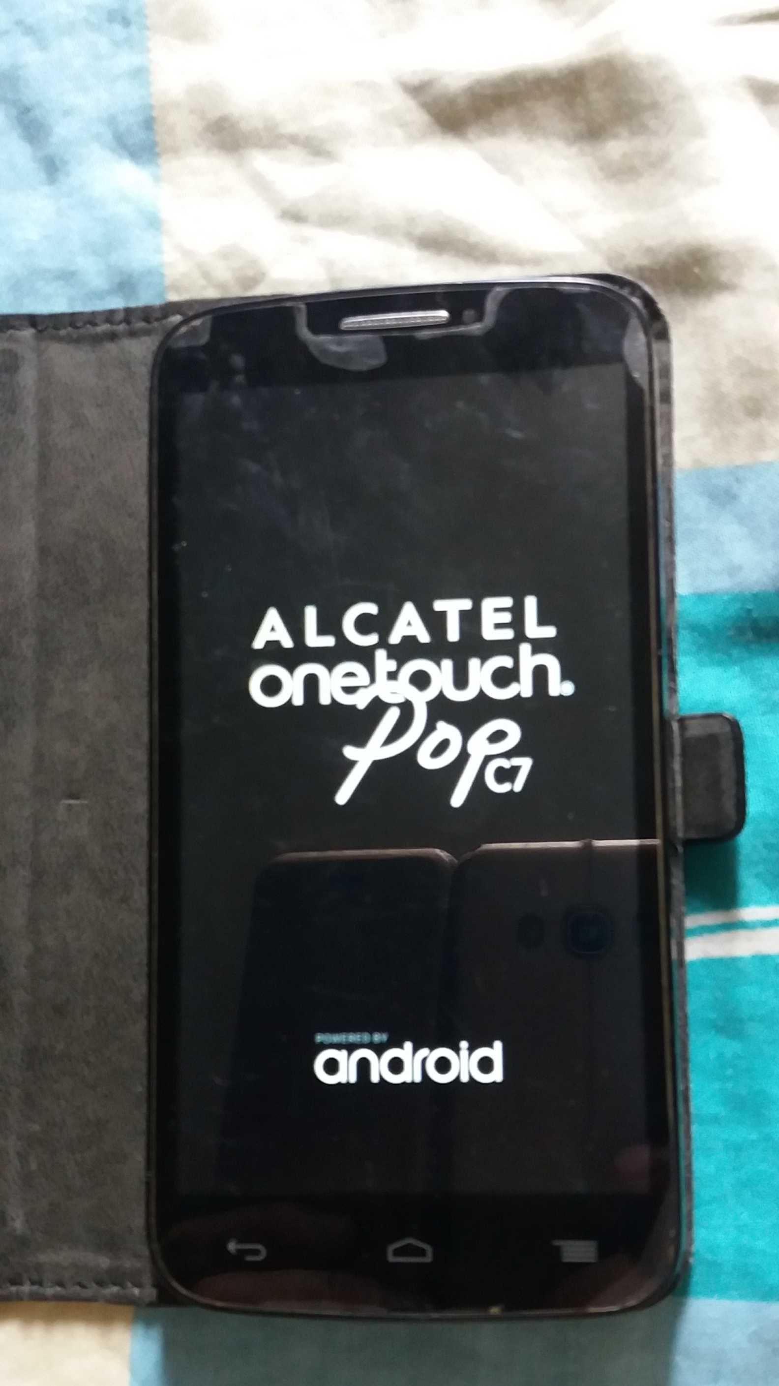 Мобильный телефон Alkatel