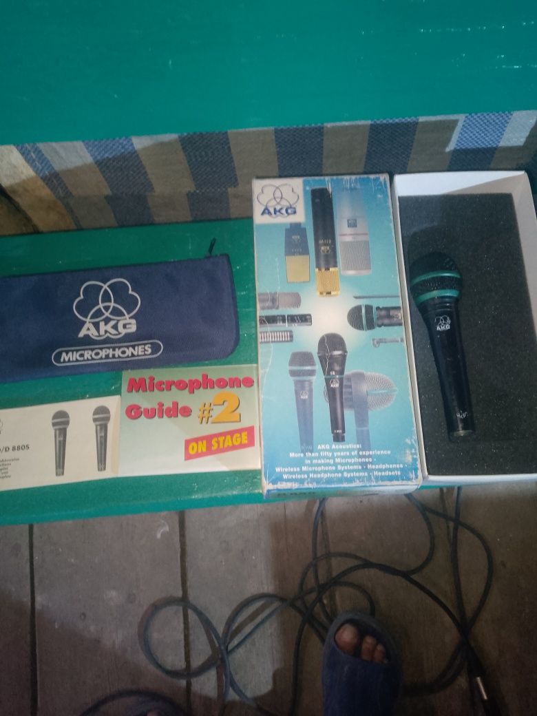 Професійний мікрофон суперкардіоїд  AKG d880