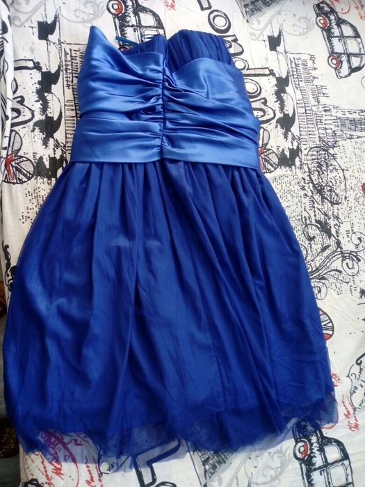Niebieska sukienka roz 42