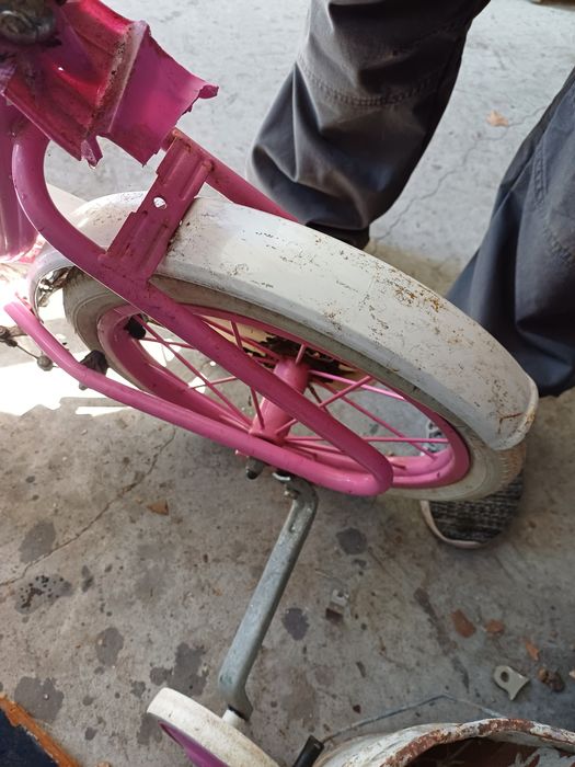 bicicleta de criança em saldo dos saldos.