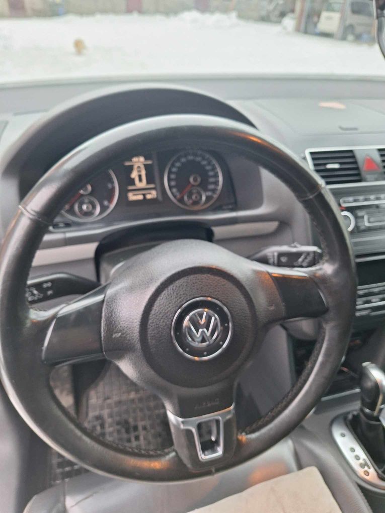 Volkswagen Touran 7osobowy 1.6 TDI