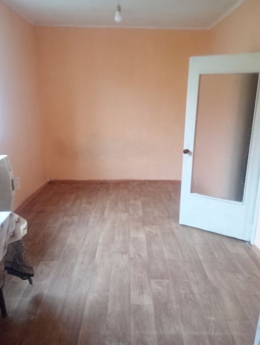 Оренда 1/2 в центрі міста.