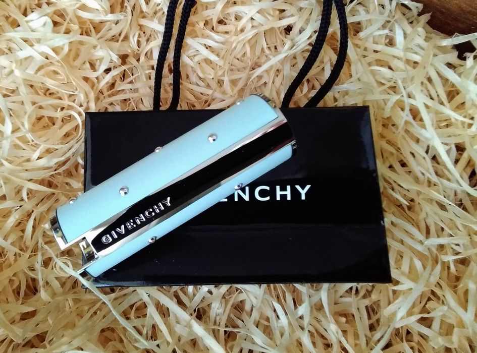 Givenchy кейс luxury футляр