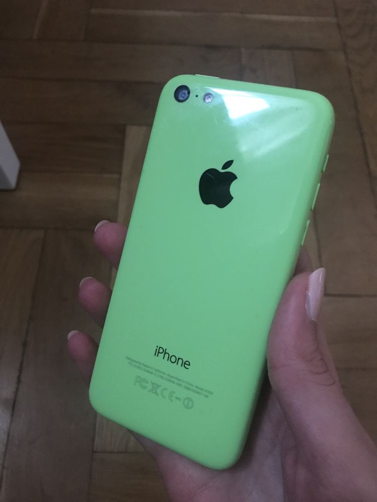 iPhone 5c zielony Apple blokada smartphone smartfon
