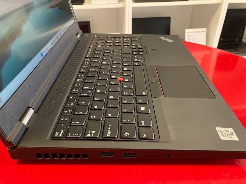 Laptop 15" Lenovo ThinkPad P15 i7-10g 64GB 1000SSD RTX3000 FV23 RATY0%