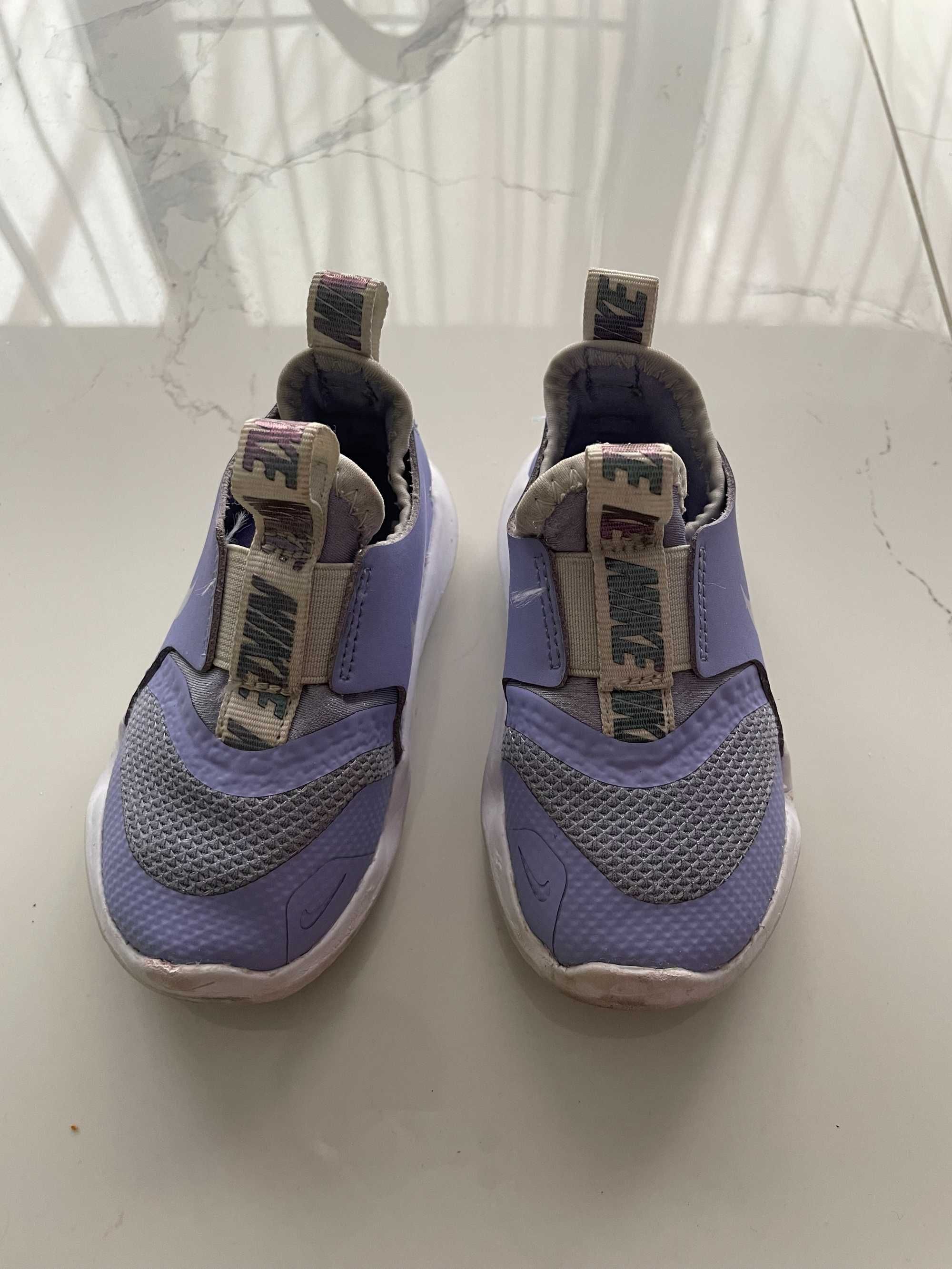 Buty adidasy NIKE rozmiar 22
