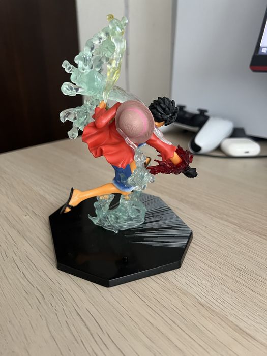 Figurka Luffy (Anime One Piece) dynamiczna poza