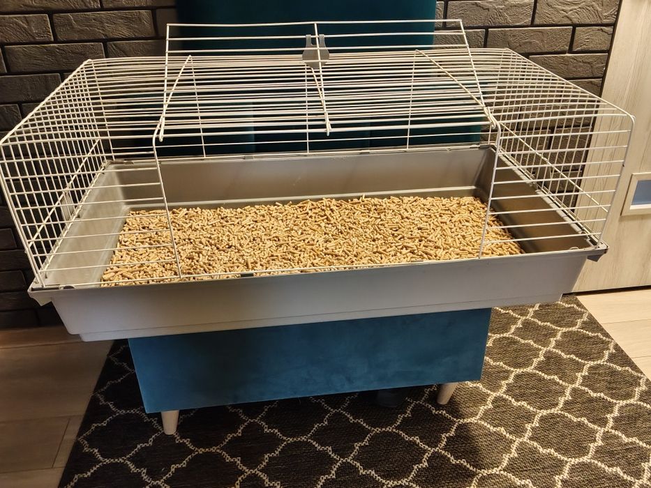 Sprzedam dużą klatką.