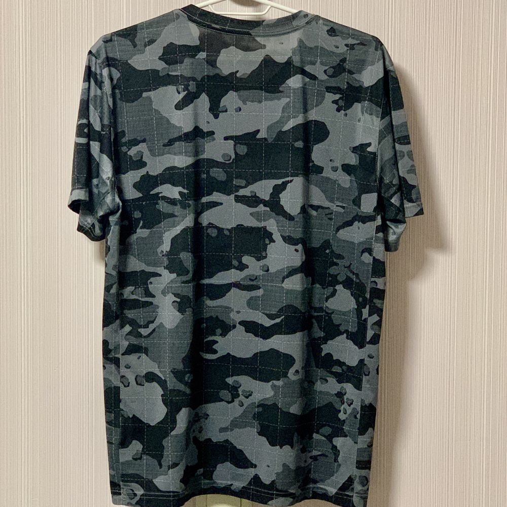 Оригінальна футболка Nike Dri-FIT Camo, ідеал, M