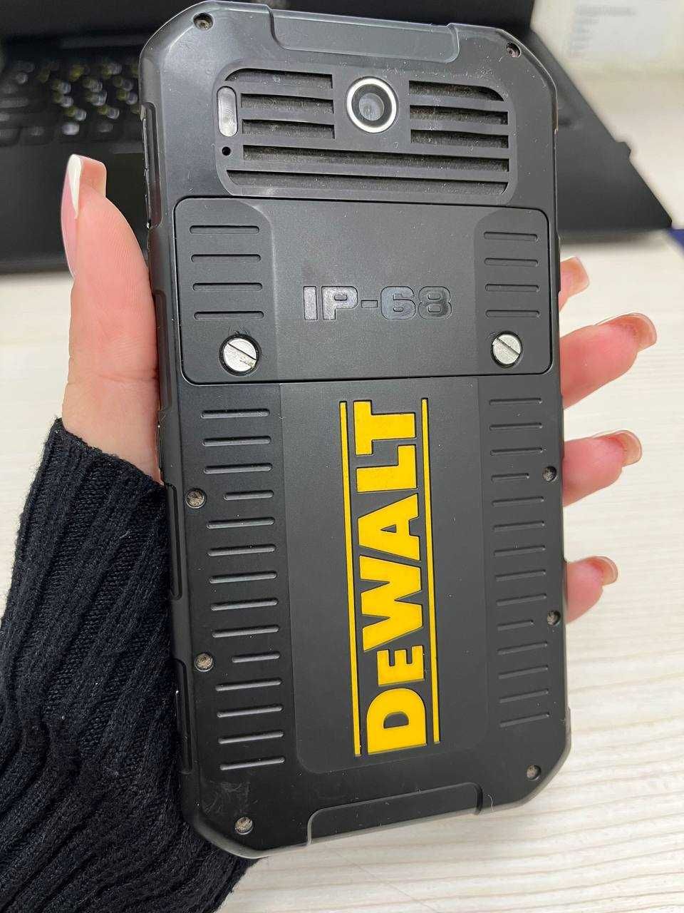 мобільний телефон DeWALT ip-68