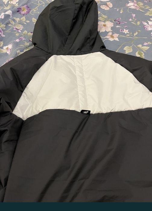 Kurtka z kapturem Nike