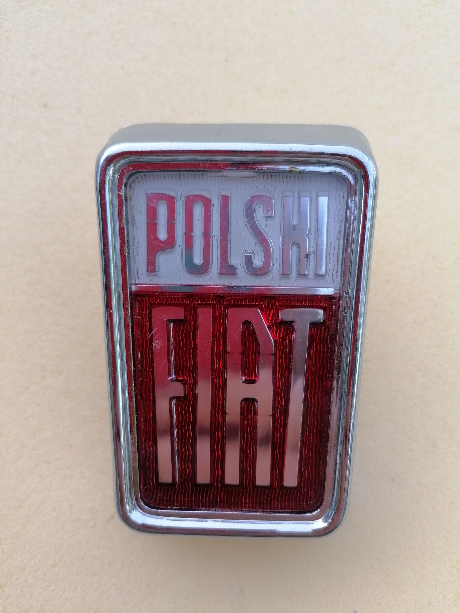 Emblemat, Polski Fiat i klakson FSO. Oryginał znaczek, logo z PRL L