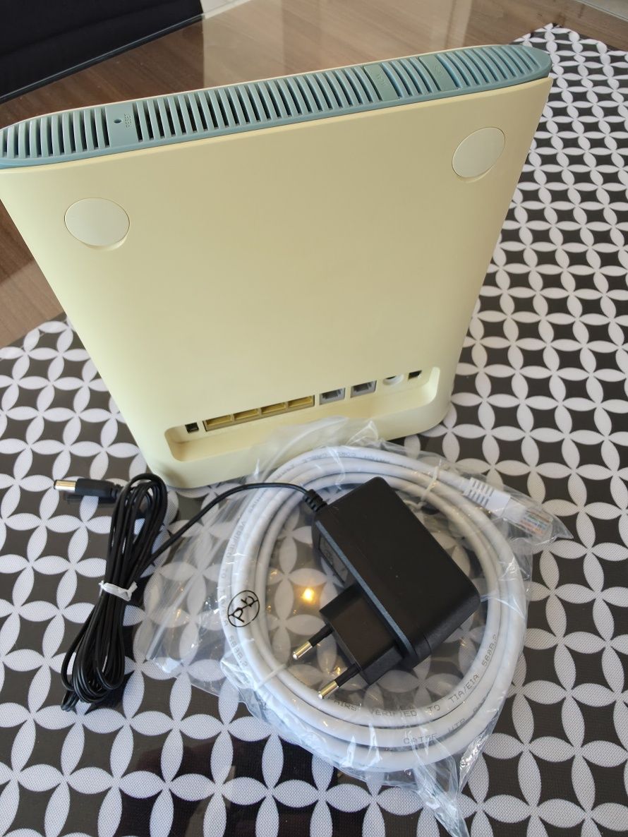 Router LTE+ 5Ghz ZTE MF286D na kartę SIM Internet agregacja 3 pasm