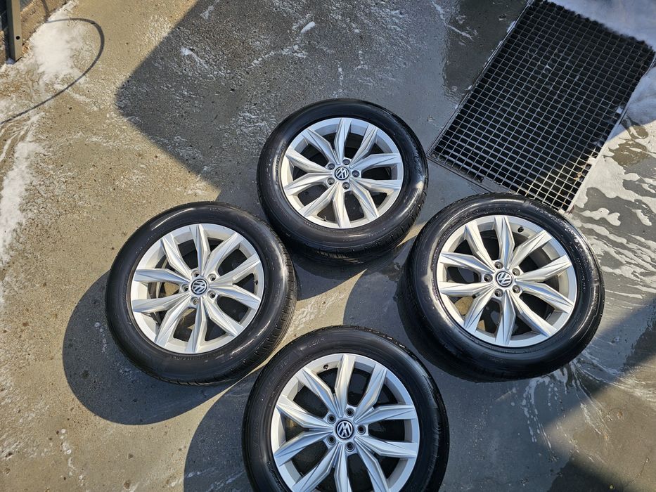 Alufelgi z Volkswagena Tiguana 5x112 18 Jak nowe bardzo zadbane