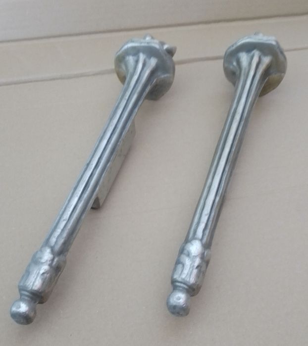 Par de tochas olímpicas decorativas antigas