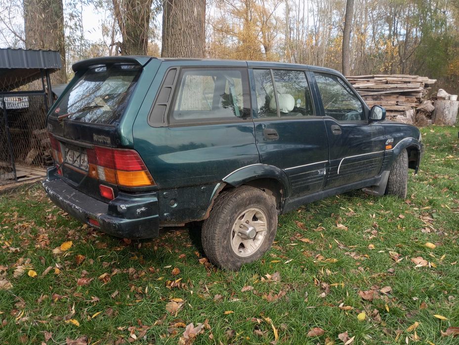 SsangYong Musso 2,9 D silnik mercedes