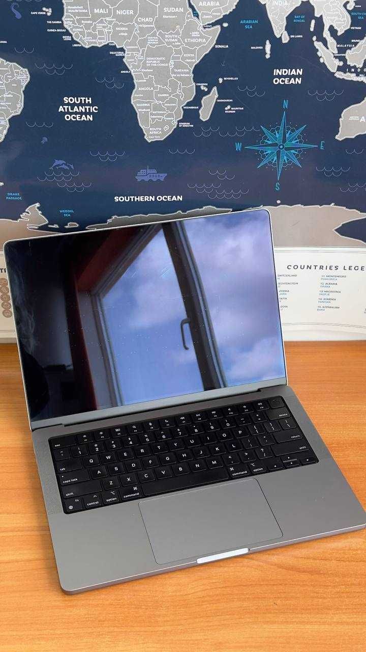 Apple MacBook Pro 14" M1Pro 16gb 512Gb Space MKGP3 2021 257 циклів