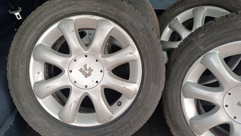 4 Jantes originais Peugeot 807