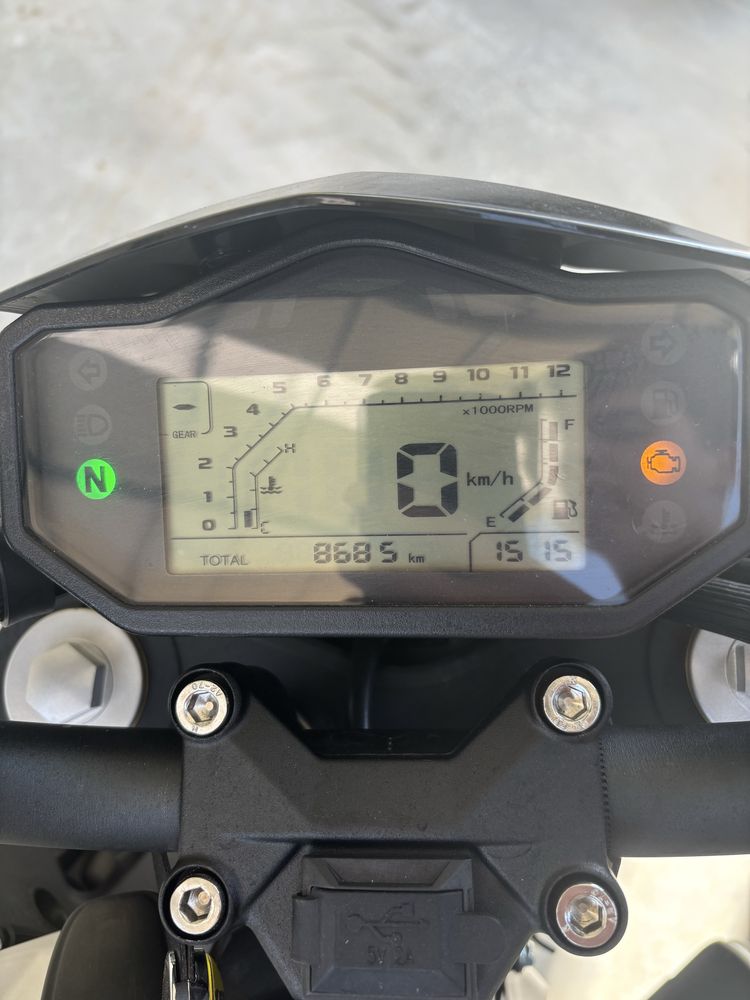 Vendo kewai RKF 125 como nova