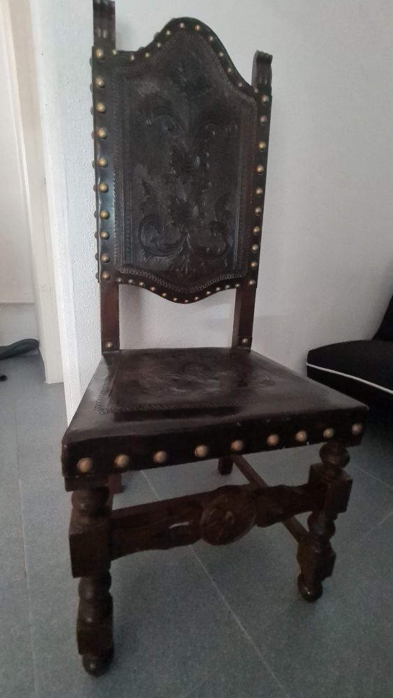Cadeira antiquada
