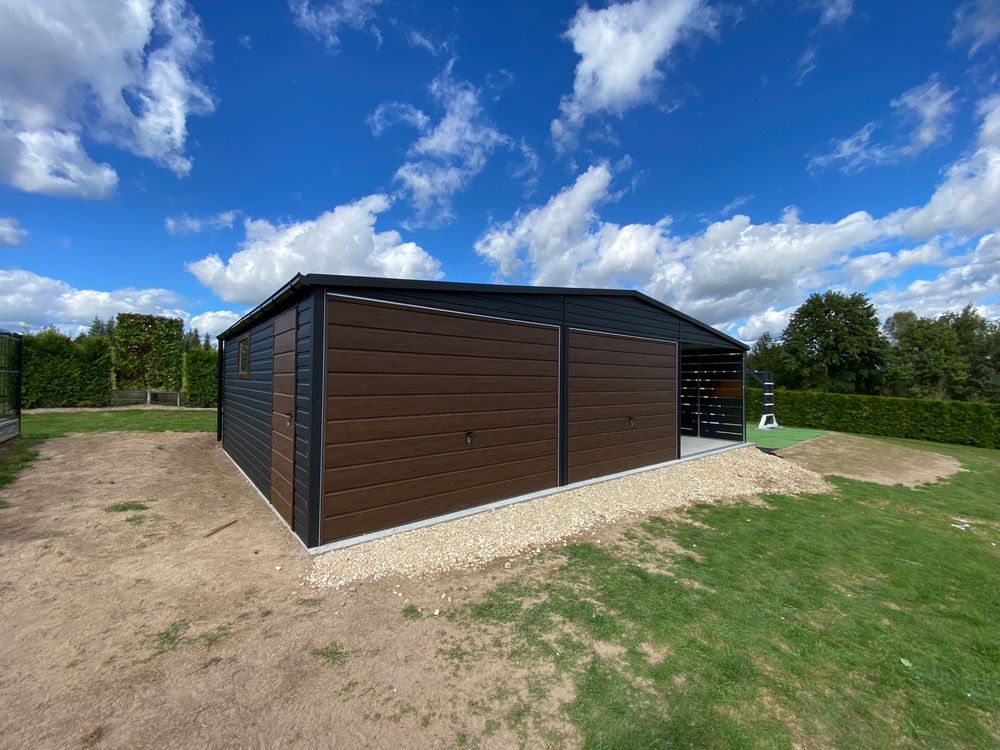 Garaż blaszany 6x6 + wiata 3x6, czarny mat, orzech, profil zamknięty.