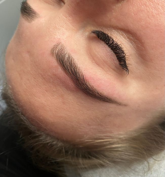 Stylizacja rzęs / henna brwi