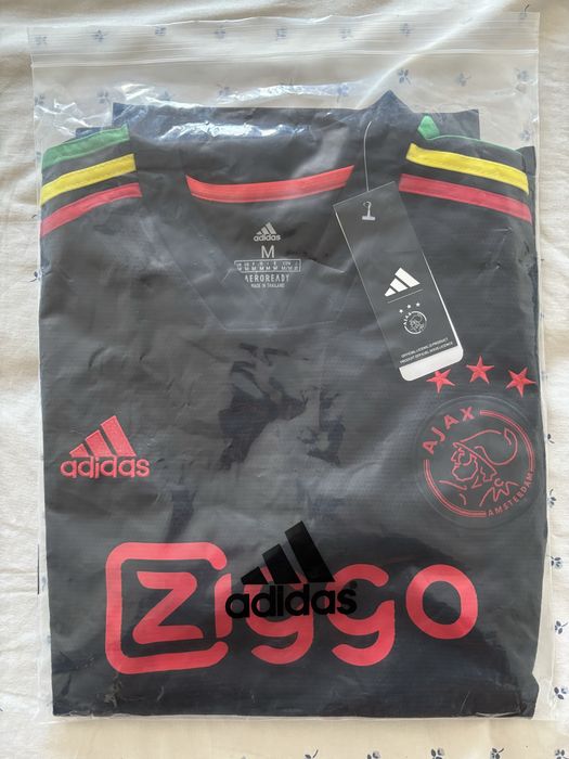 Terceiro equipamento Ajax época 2021/2022 - Bob Marley special edition