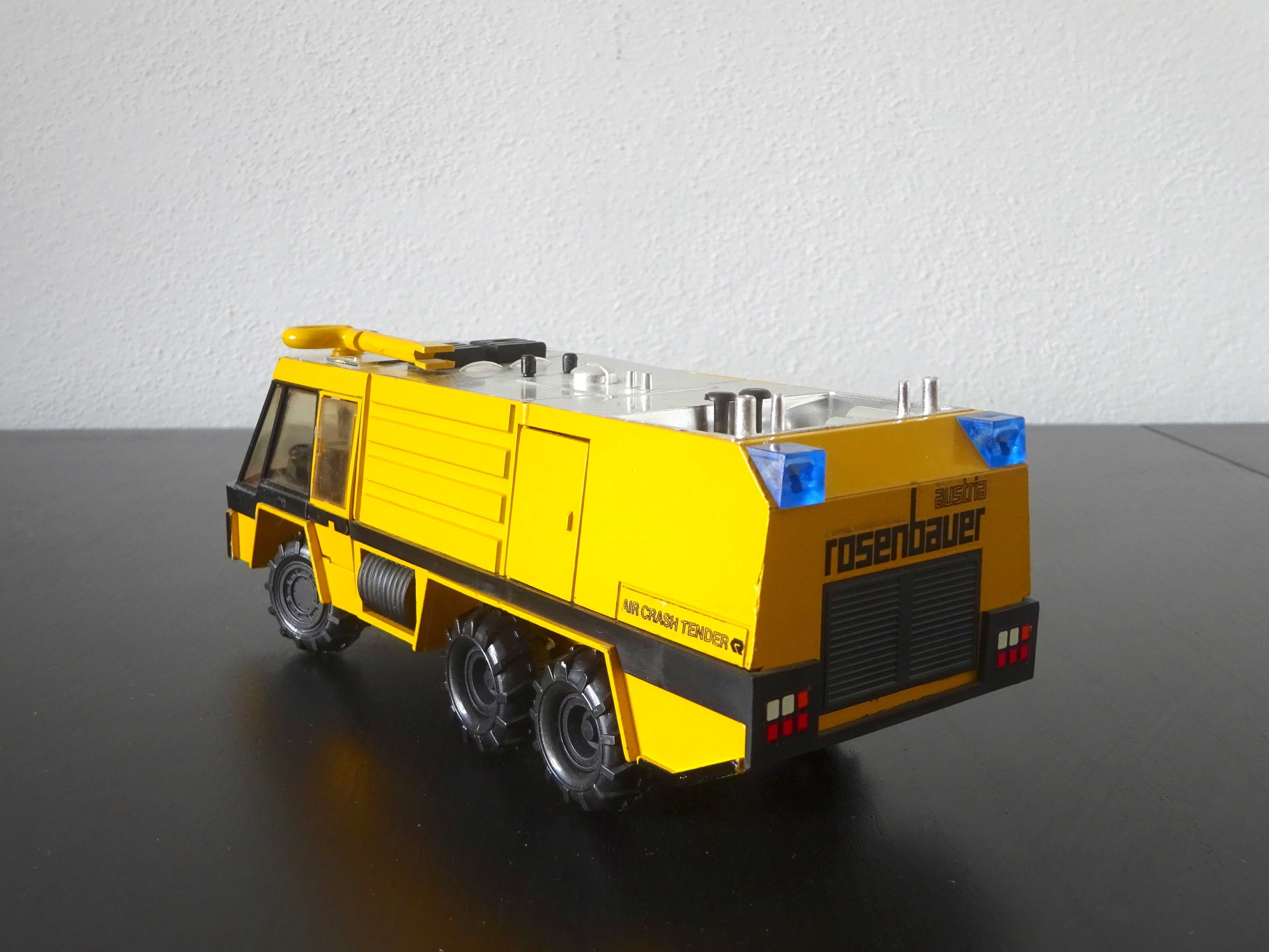 1:50 Conrad Rosenbauer Simba Bombeiros do Aeroporto