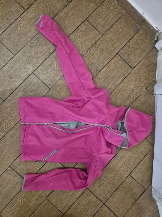 Жіночий верхній одяг