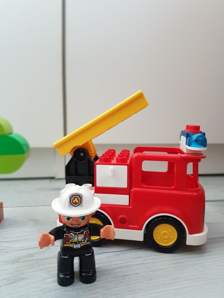 LEGO Duplo 10901 wóz strażacki
