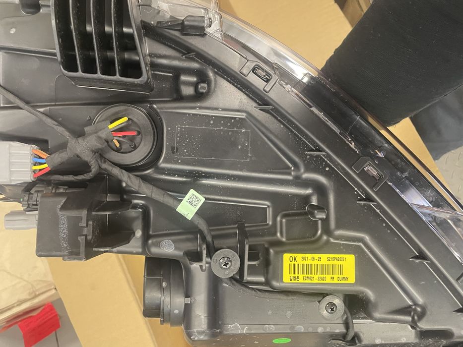 Фара права Outlander 3 (GF) 8301C854