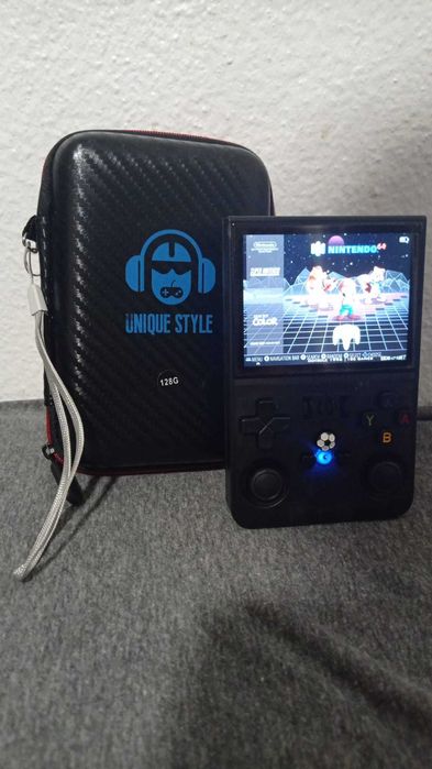 Consola Portátil Retrô R36Pro - Preto - Nova!!