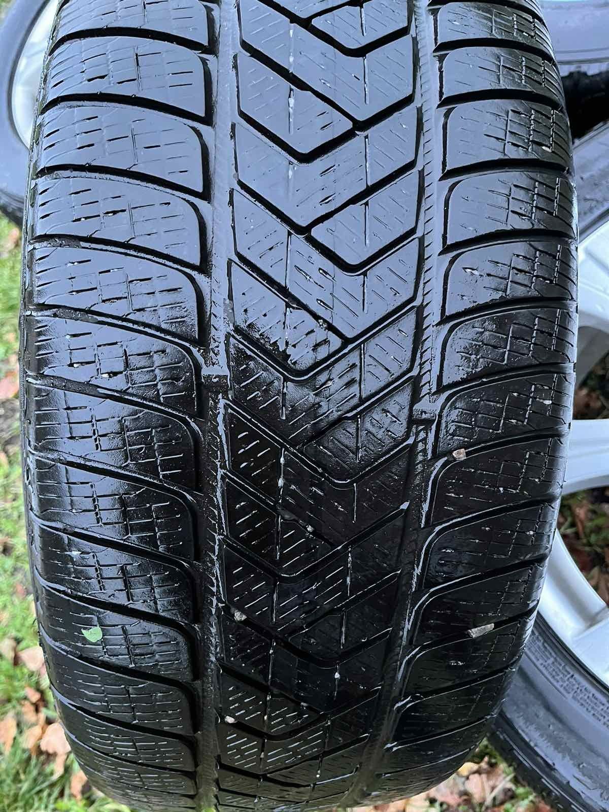 Продам гуму з дисками (Pirelli Scorpion )