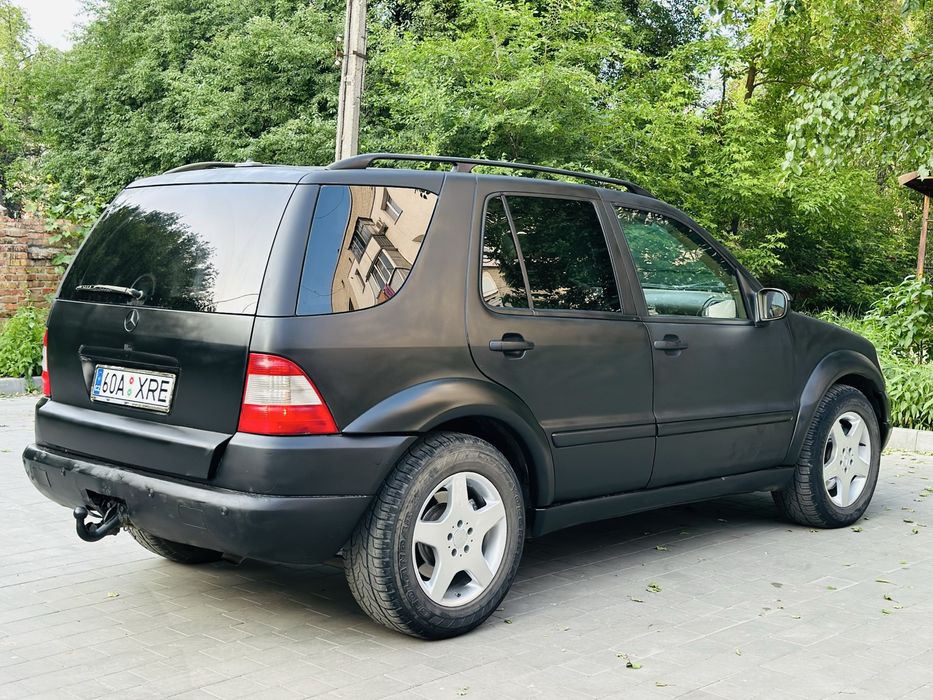 Продам Mercedes-ML в хорошем состоянии на боевом ходу Срочно !