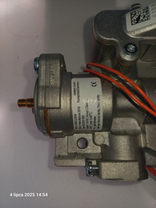 Zespół gazowy do piecyka Vaillant mag mini 114/1
