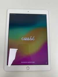 Tablet Apple iPad 6 model A1893 z 2018 roku