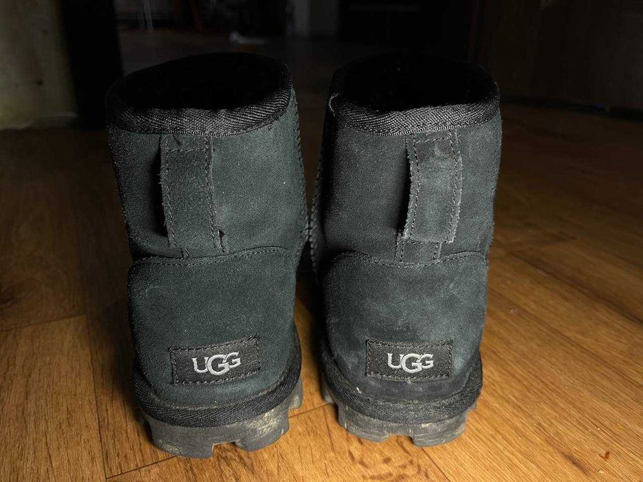 UGG чорні орігінал 41 розмір