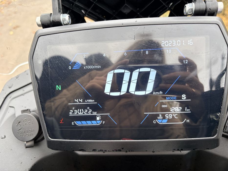 Продам Voge 525DSX