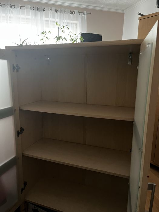 Komoda szafka witryna dwudrzwiowa do salonu pokoju