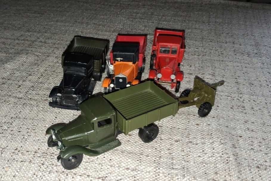 Лот з 4 моделей СССР (АМО та ГАЗ АА, ААА)