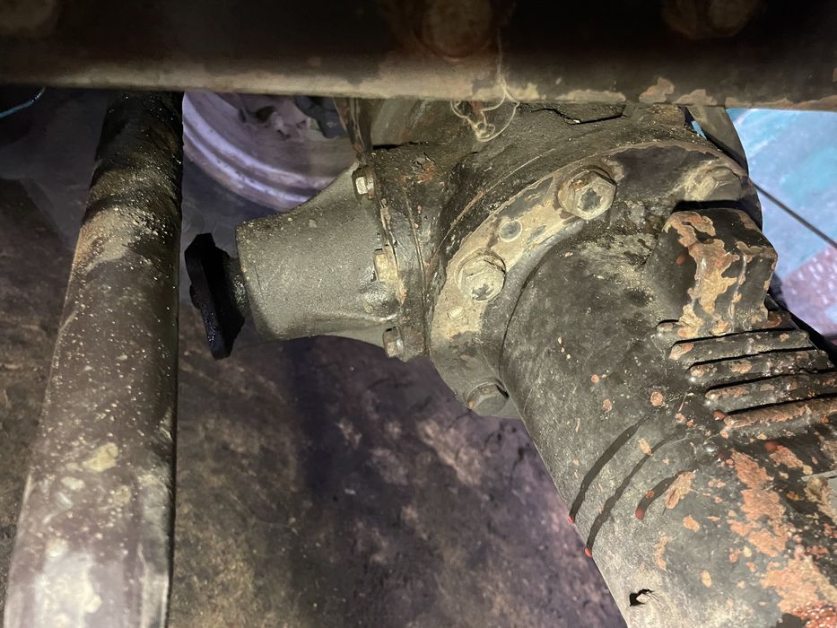 Передній міст (балочний) на трактор МТЗ 1221 1025