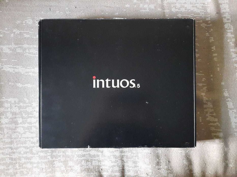 Графический планшет Wacom Intuos 5 Touch M PTH-650