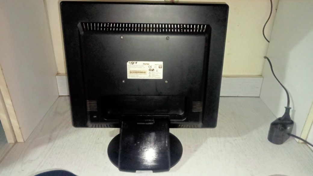 Monitor LCD GNR TS702 Okablowanie Komplet