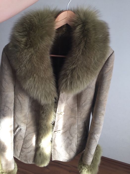 Стильная дублёнка оливкового цвета размер L