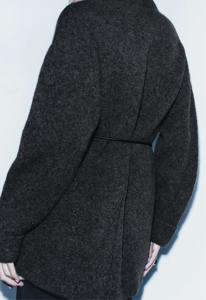 Короткое вязаное пальто Zara 80% шерсти