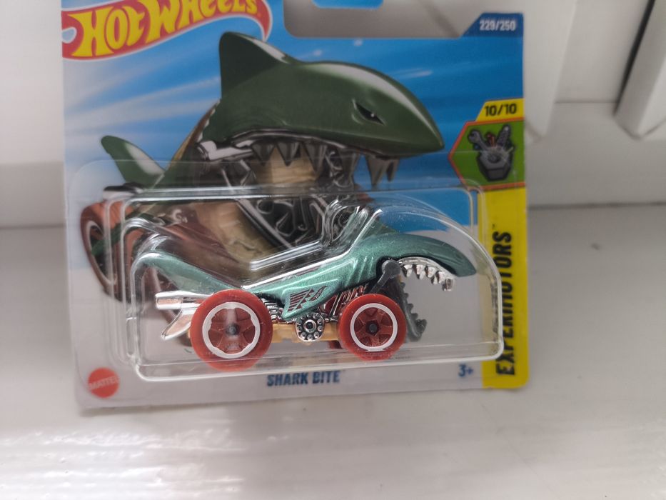 Sprzedaje hot whells SHARK BITE TH