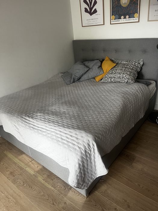 Szare łózko kontynentalne 180x200 cm, skrzynia na posciel